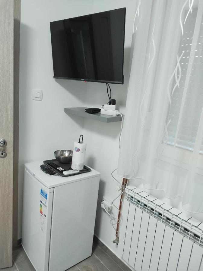 Happy Room Karlovac Exterior photo